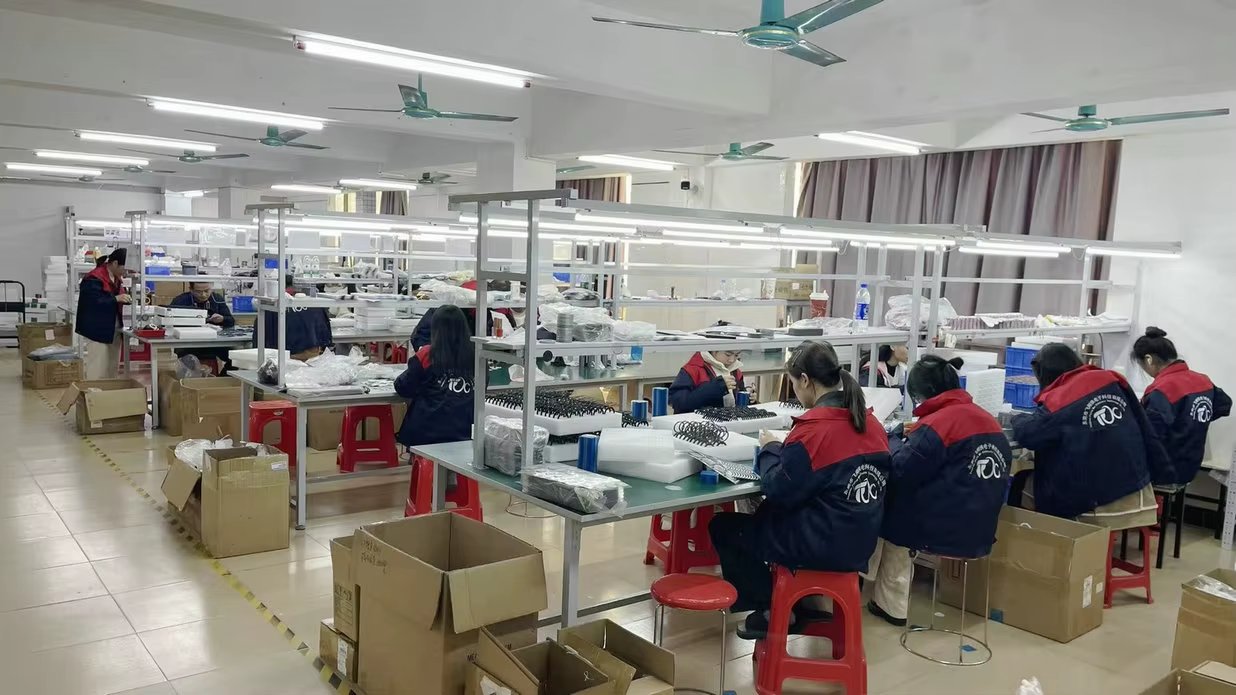 Assembly hall · 3 production lines